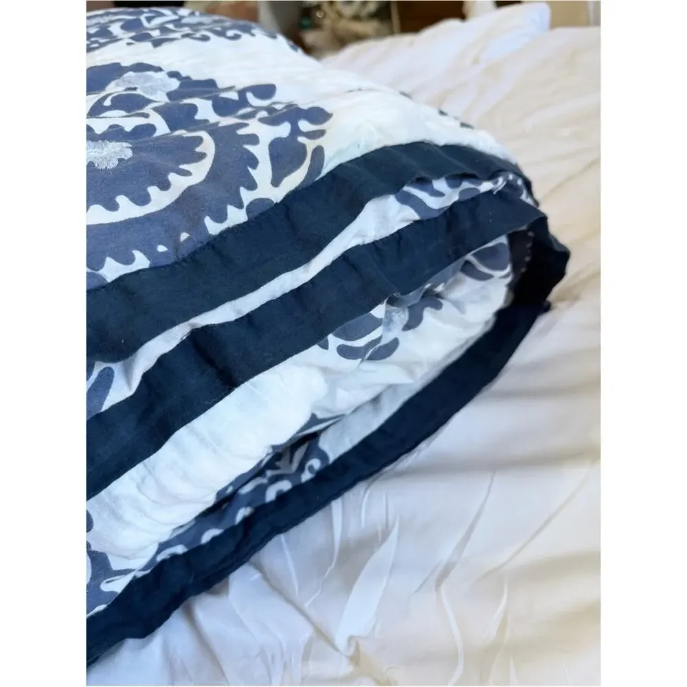 Serena and Lily Suzani Quilt in Navy Full/Queen